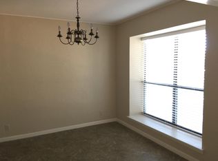 325 34th St SE, Paris, TX 75460