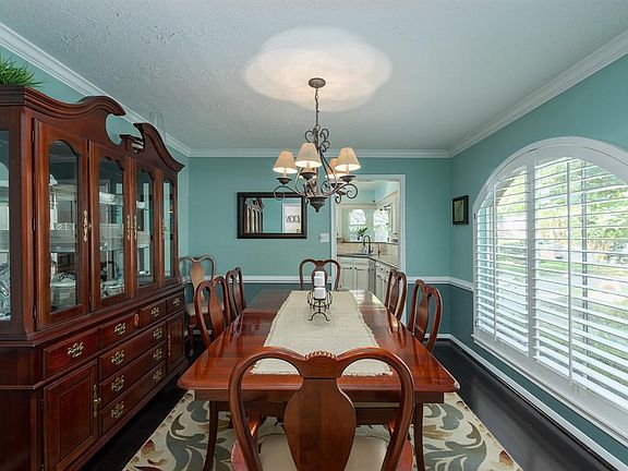 4th image of 3603 Shady Green Dr