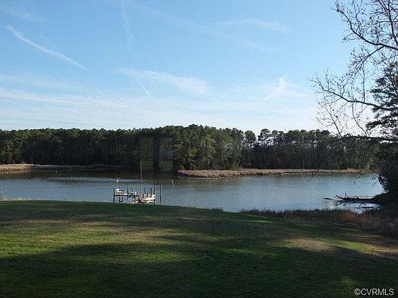 3rd image of 130 Creekside Dr