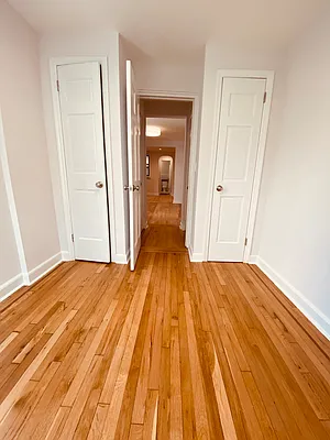 Rented by Metropolis Real Estate of Manhattan | media 31