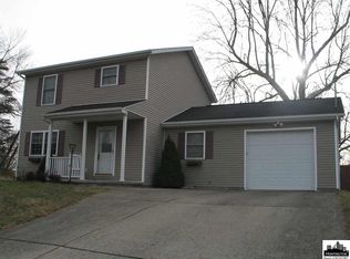 2373 Virginia Ave, Hurricane, WV 25526