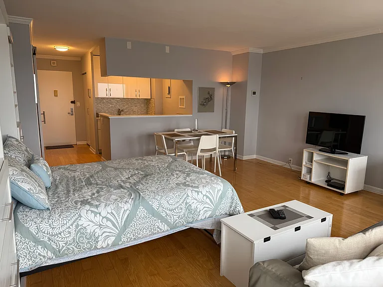 200 Locust St #25E — Photo 10