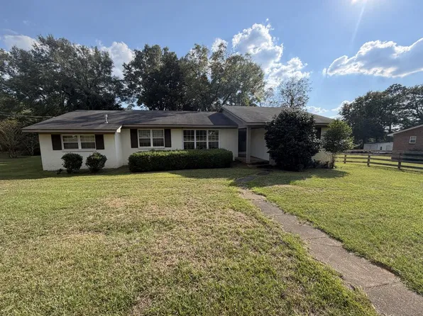 325 Homewood Ave, Troy, AL 36081