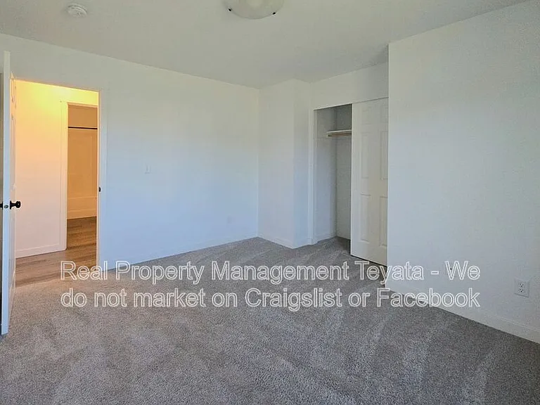 6270 Fernridge Dr — Photo 10