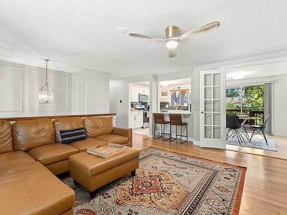 4th image of 703 W 29th St