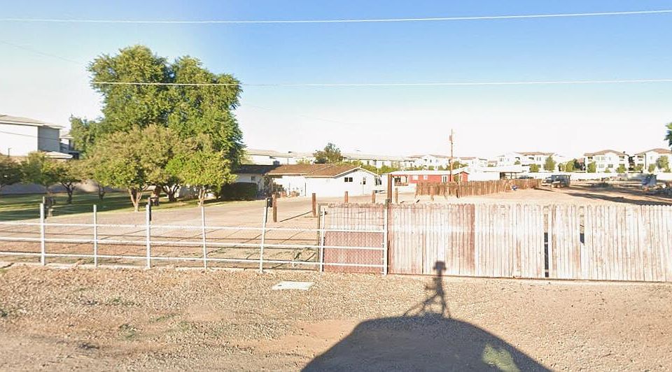 2nd image of 1833 S OLD GREENFIELD Road #-