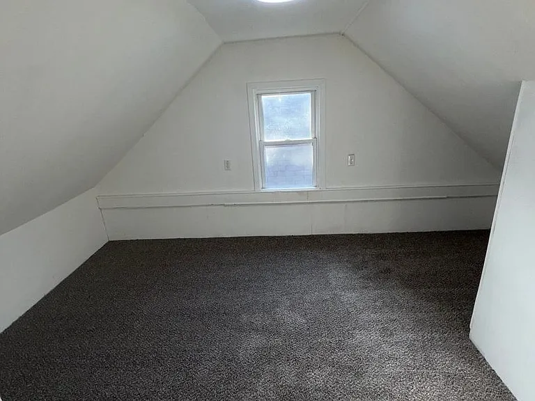 622 Taylor Ave — Photo 8