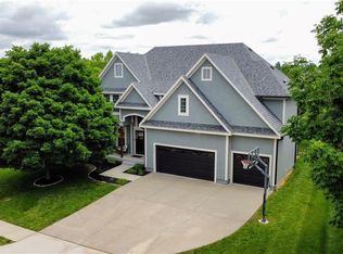 5805 Payne St, Shawnee, KS 66226