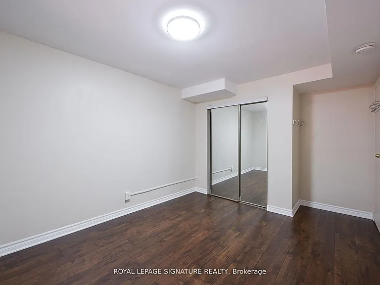 26 Peterson Ct #LOWER — Photo 19