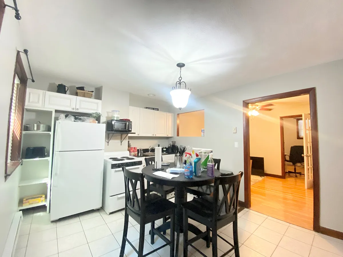 Building Photo - 102 Endicott St #3