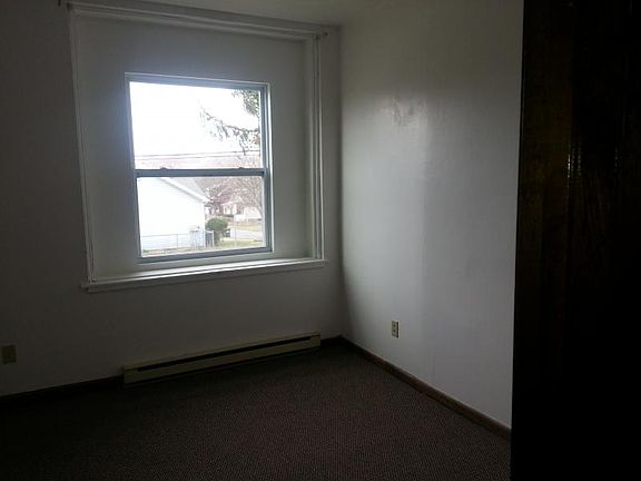 4th image of 169 Park Ave APT 2D