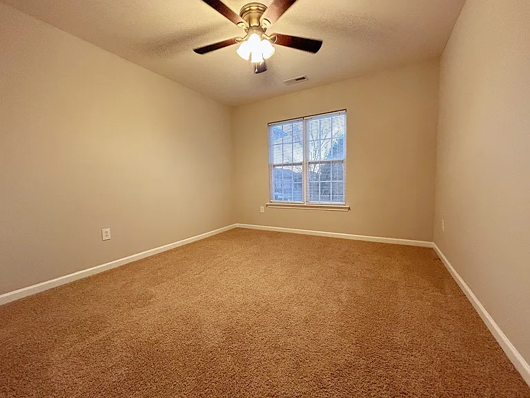 6523 Manitoba Ln — Photo 16