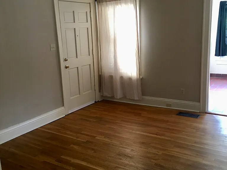 334 N McLean Blvd #2 — Photo 12