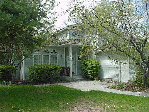 1st image of 3030 Sandstone Dr
