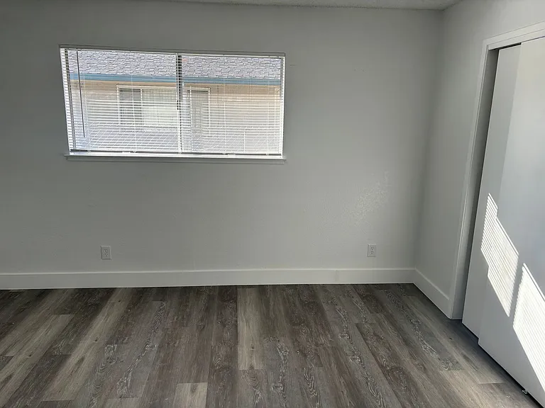 Price Drop 1 Bedroom Apartment $1225.00 2391 Ethan Way #1 — Photo 13
