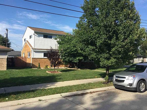 4th image of 15251 Leland St