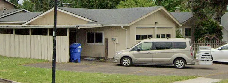 2145 Primrose St — Photo 2
