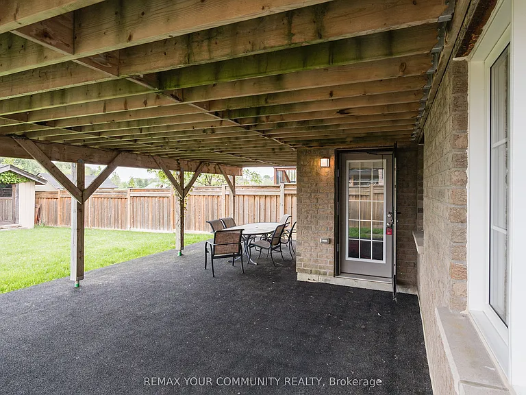 176 Aishford Rd #LOWER — Photo 5