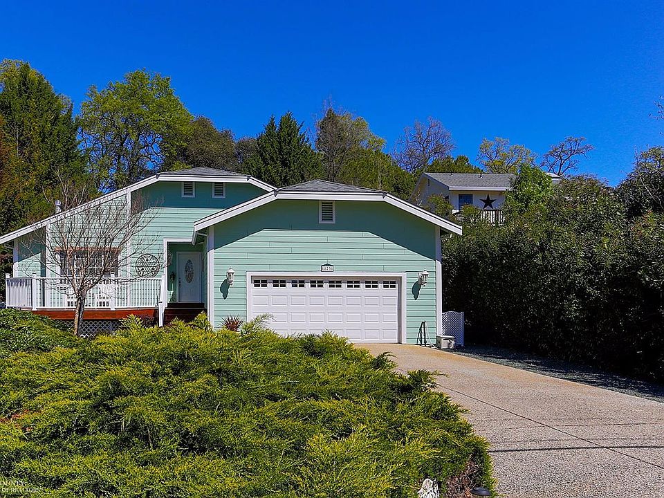 1st image of 18738 Wildflower Dr