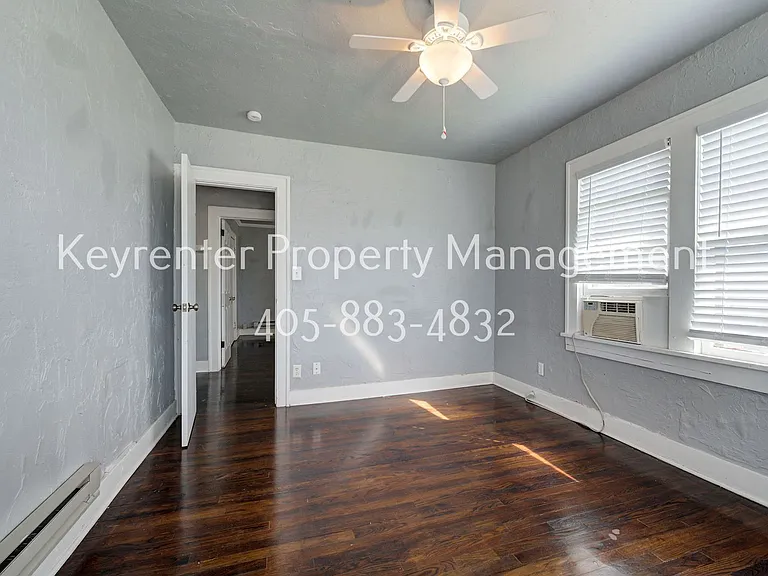 1123 NW 30th St — Photo 29