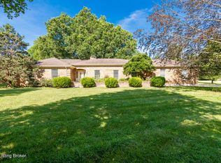 606 N Arbor Dr, Anchorage, KY 40223