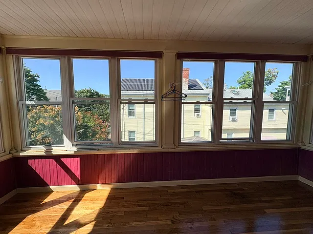2 bed, $2,800 — Photo 2