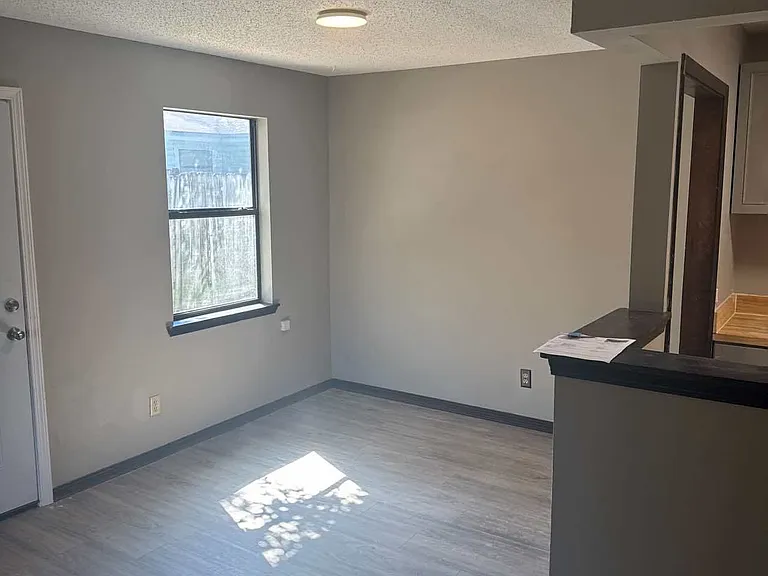 455 Stara Cir #C — Photo 6
