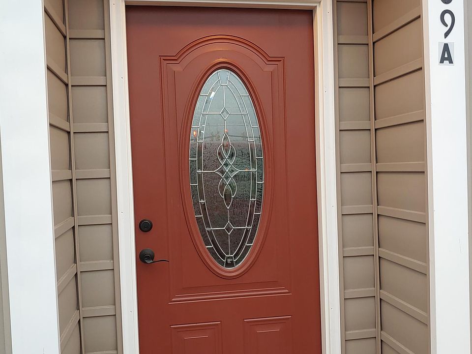 1st image of 609A S Main St