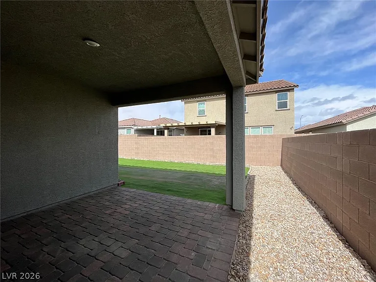 9748 Angel Valley Dr — Photo 21