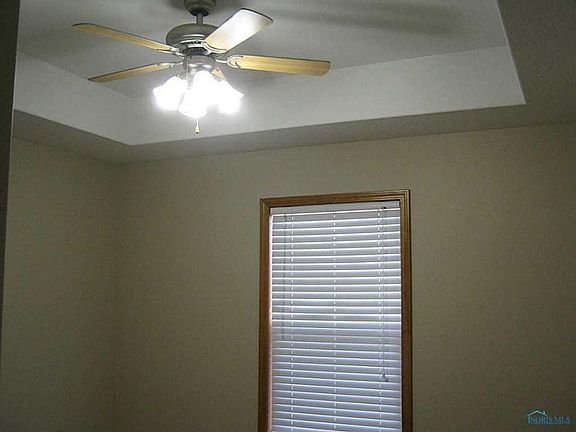 5th image of 29056 Greystone Dr