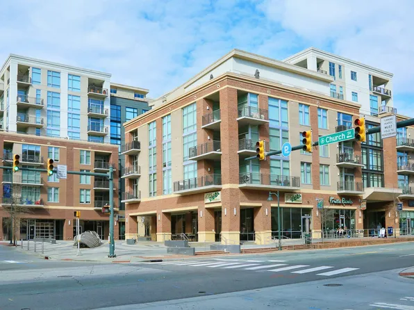 140 W Franklin St Unit 703, Chapel Hill, NC 27516