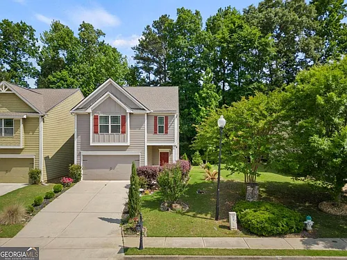 240 Stillwood Dr Photo 1
