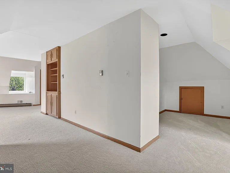 5553 Little Falls Rd — Photo 46
