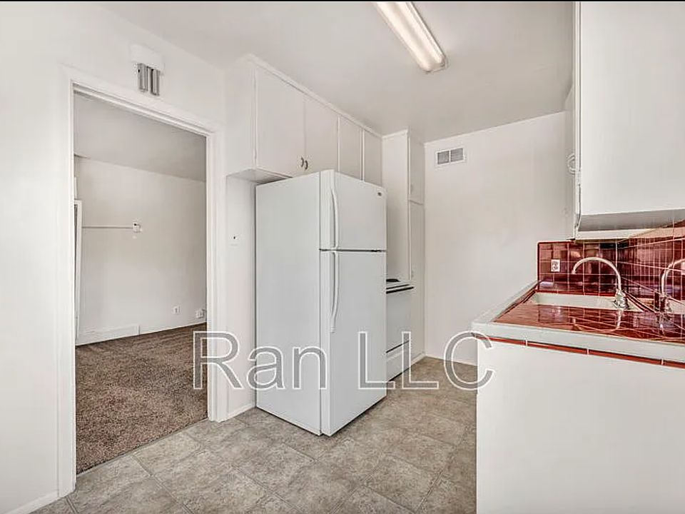 2nd image of 950 Haskell St #7ab314dc0