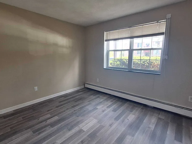5 Kenmar Dr #7 — Photo 22