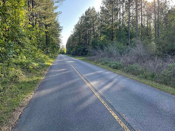 5th image of 6950 Luth Rd