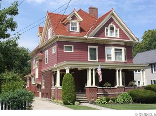 39 Dunning Ave, Webster, NY 14580