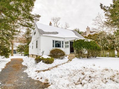 432 W Park Avenue, Oakhurst, NJ, 07755