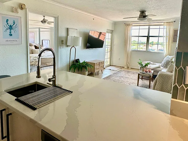1801 N Flagler Dr #718 — Photo 2