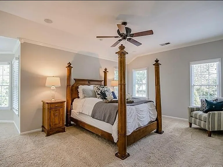 21510 Gulfstar Ct — Photo 36
