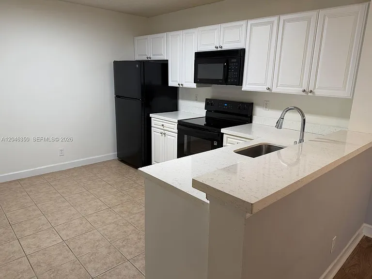 5761 Riverside Dr #304B4 — Photo 16