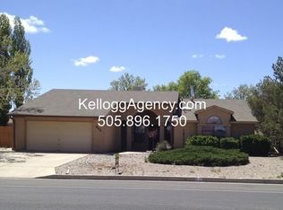 643 Nicklaus Dr SE, Rio Rancho, NM 87124