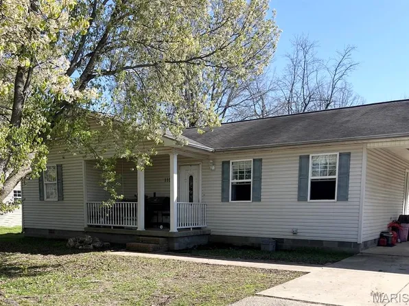1103 Worth St, Dexter, MO 63841