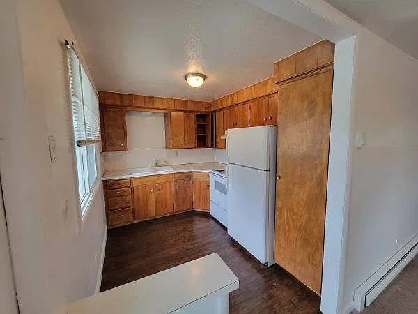 2 bed, 1000 sqft, $895 — Photo 2