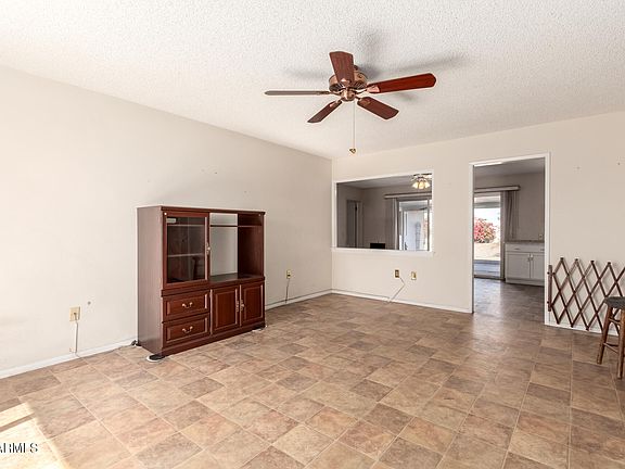 4th image of 11046 W CAMPANA Drive