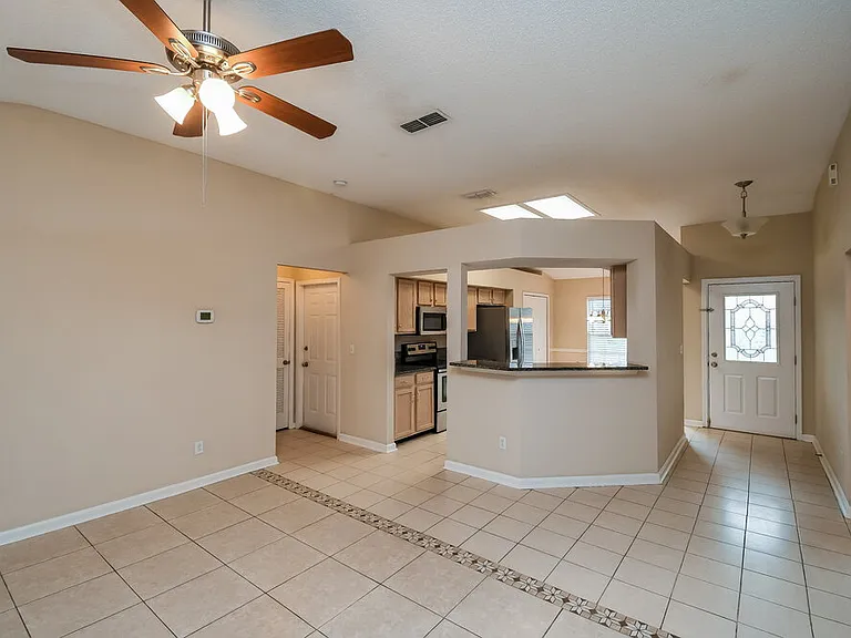 7835 Longhorn Cir E — Photo 5