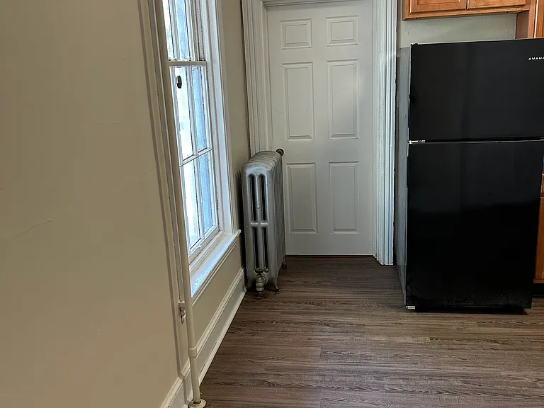1021 Green St #1 — Photo 4