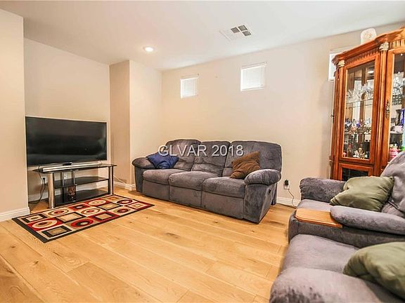 5th image of 9183 Hilverson Ave