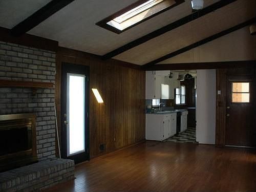 3rd image of 5195 Kings Hwy