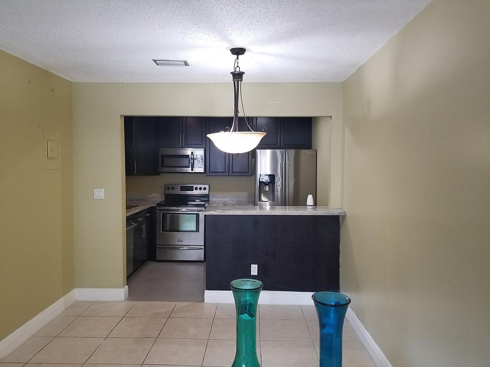 1st image of 4105 NW 88th Ave APT 4